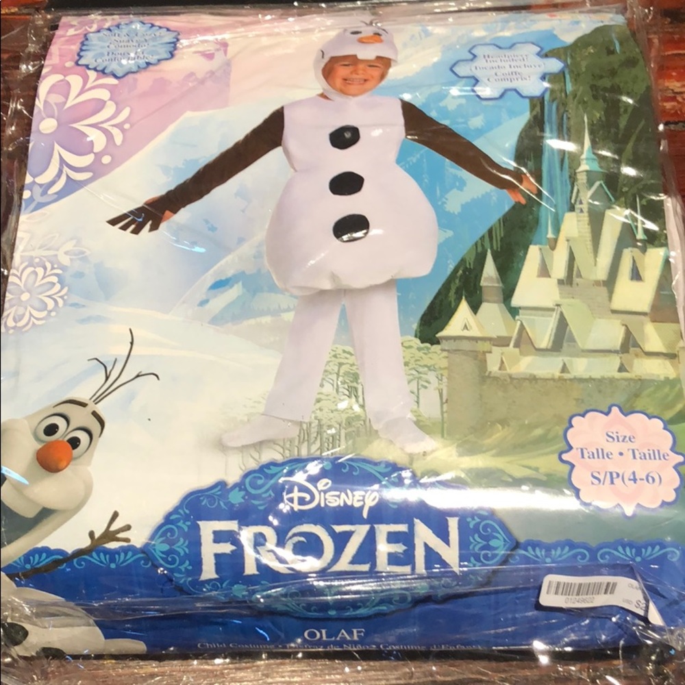 Halloween costume Olaf